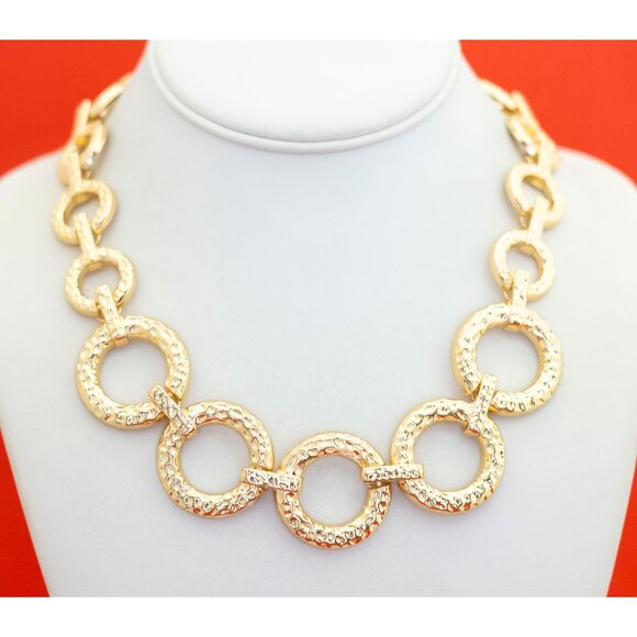 18 inch, Vintage Multi Rings Circular Gold Tone Elegant Necklace - F37 - Picture 2 of 3
